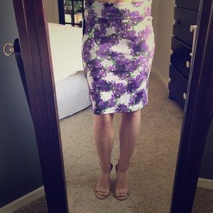 NWT LuLaRoe Cassie purple & white floral skirt